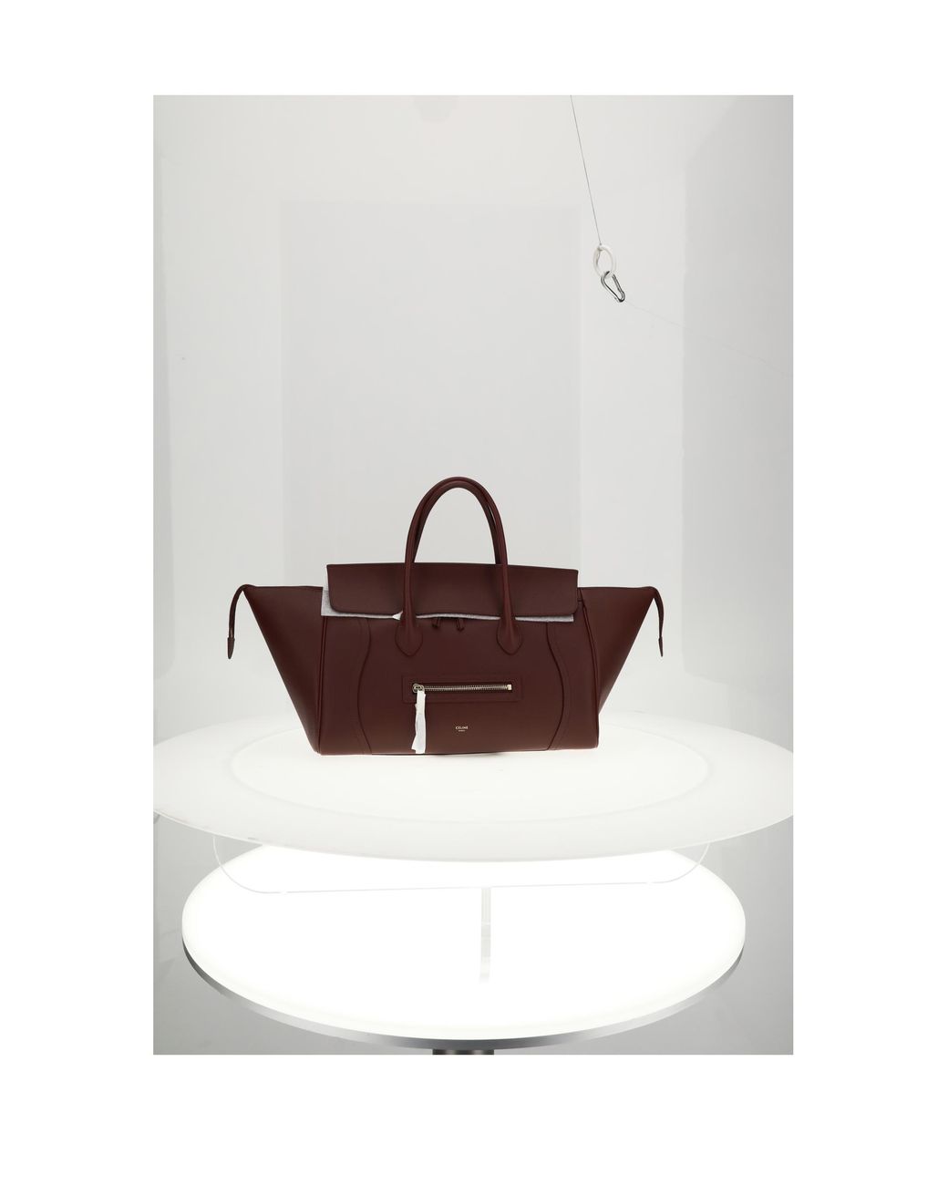 Céline White Shoulder Bag Medium New Luggage Calf Leather
