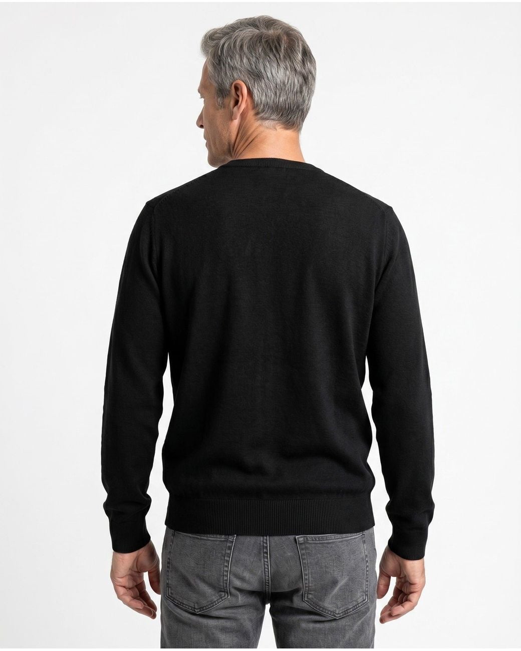 Brunello Cucinelli Black Cashmere Crew Neck Sweater for men