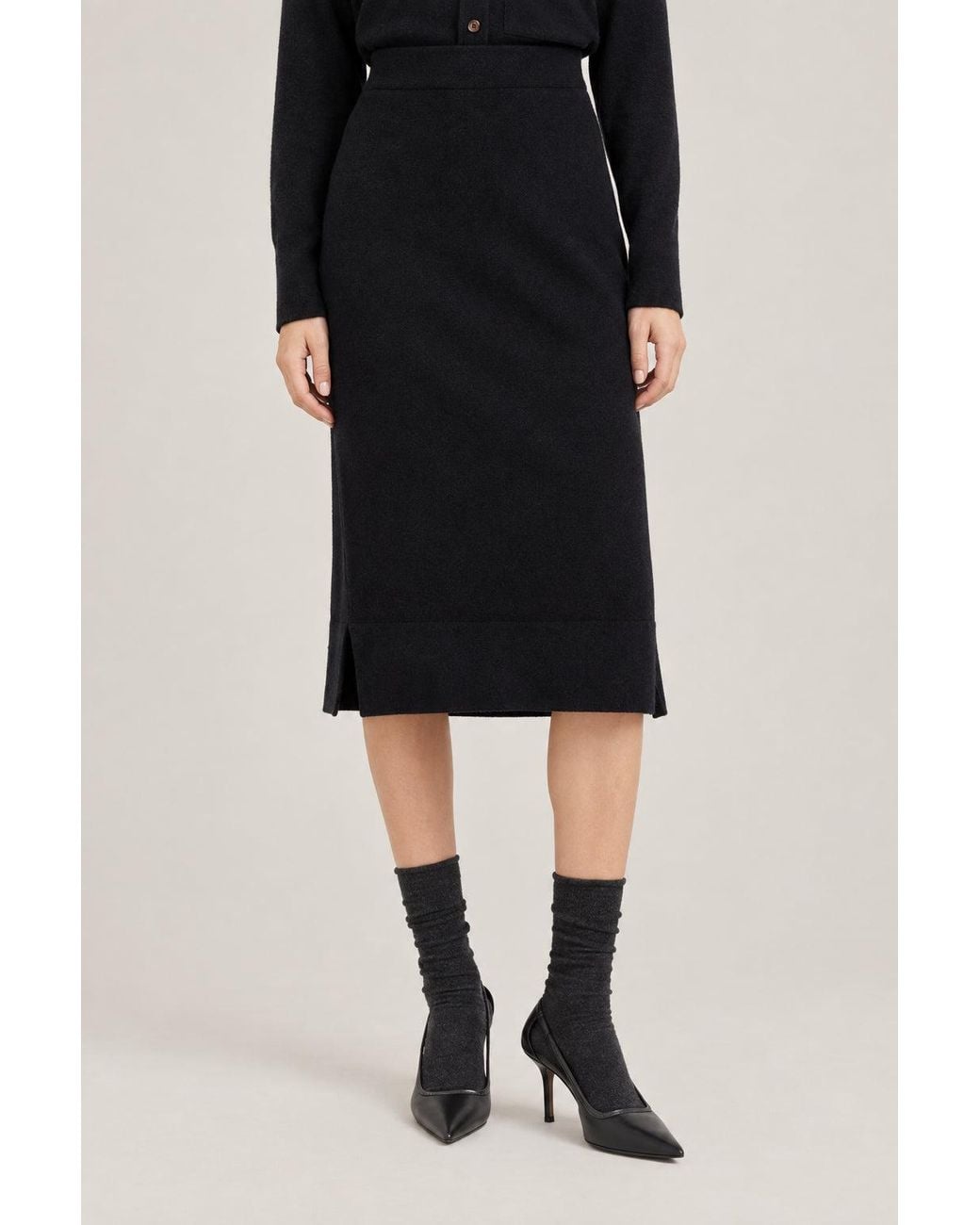 Brunello Cucinelli Black Wool Knit Midi Skirt