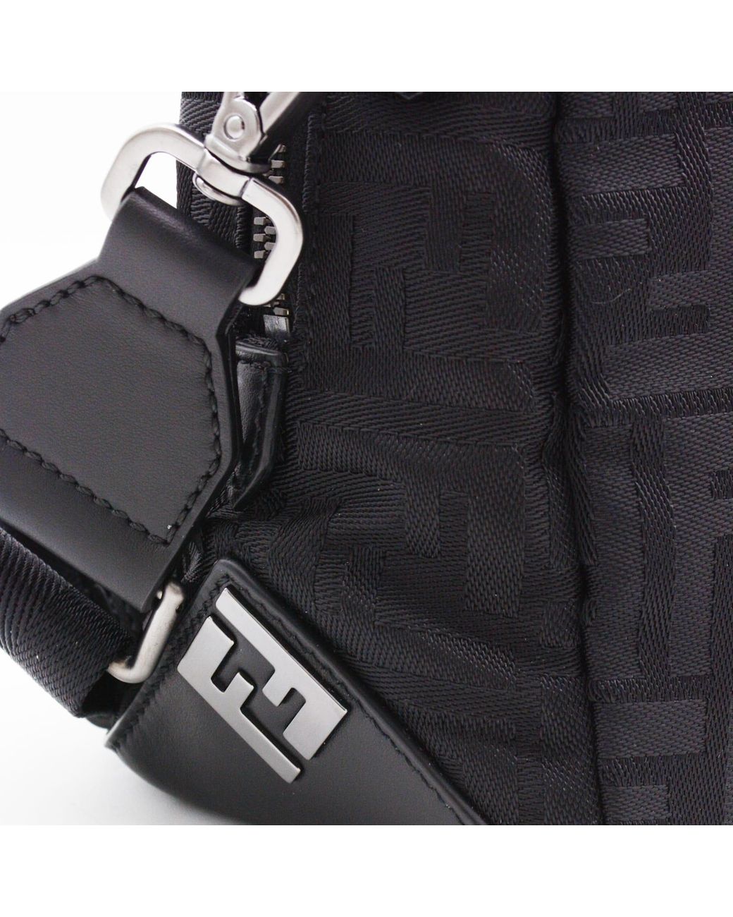 Fendi Black Bags _Pa + Le for men