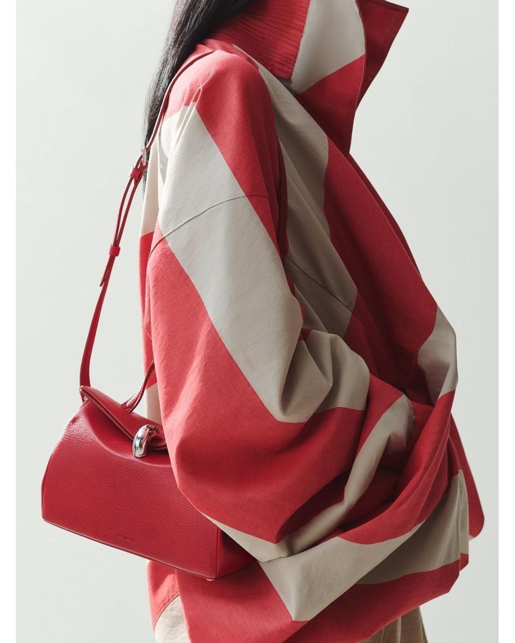 Jacquemus Red The Small Valérie
