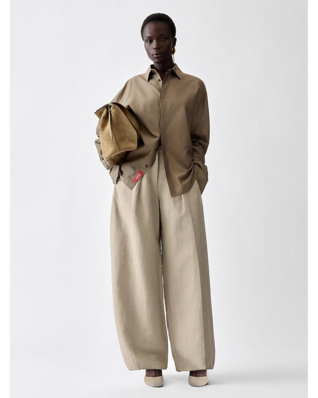 Jacquemus Natural The Ovalo Fluid Pants