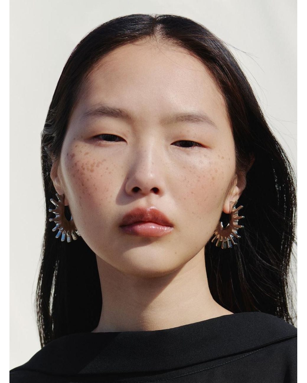 Jacquemus White The Hippocampe Earrings