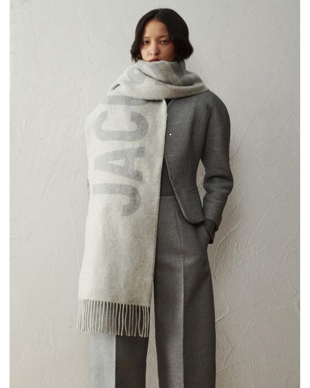 L'Écharpe Jacquemus en coloris White