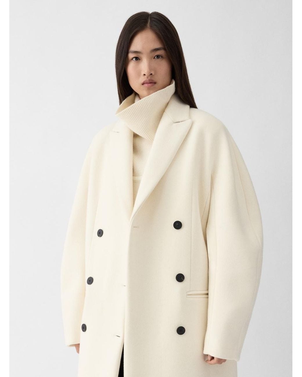 Jacquemus White The Coat