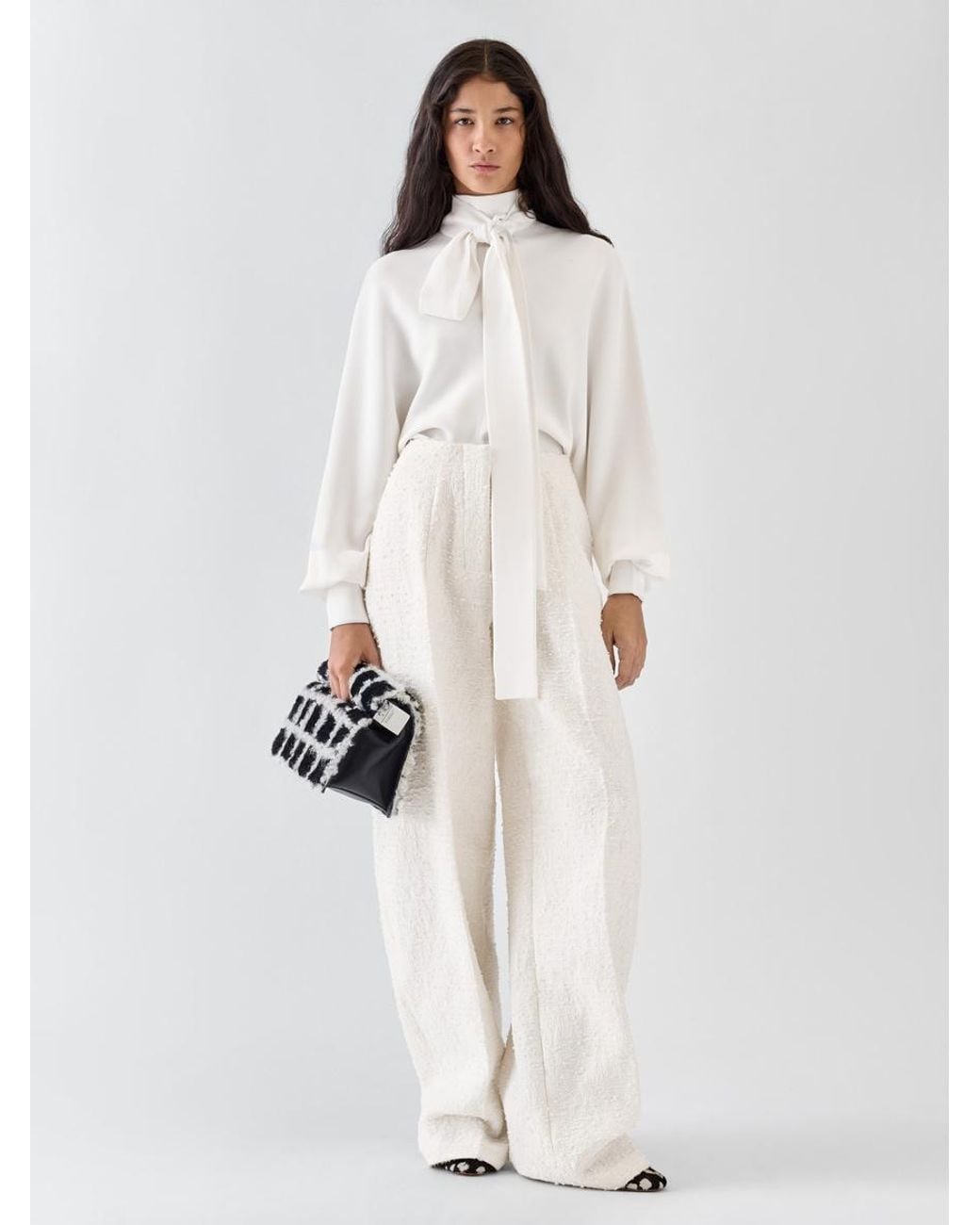 Jacquemus White The Curvo Pants