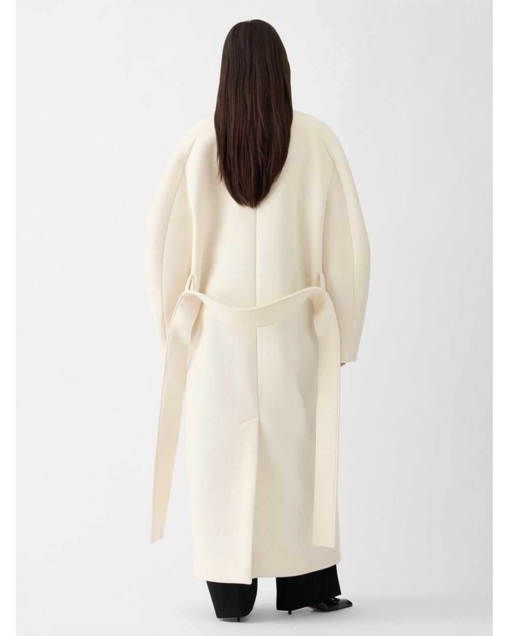 Jacquemus White The Coat