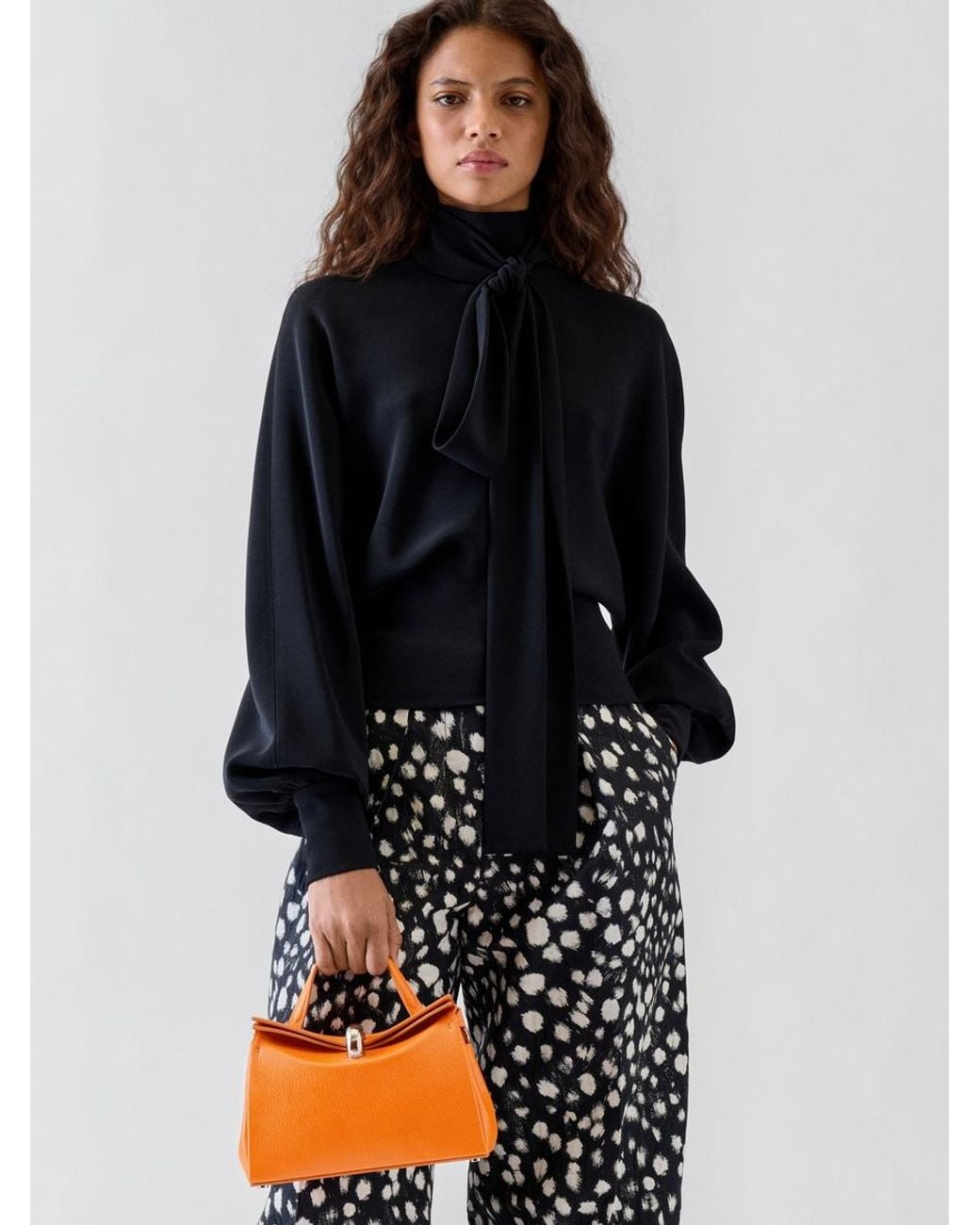 Jacquemus Orange Die Kleine Valérie