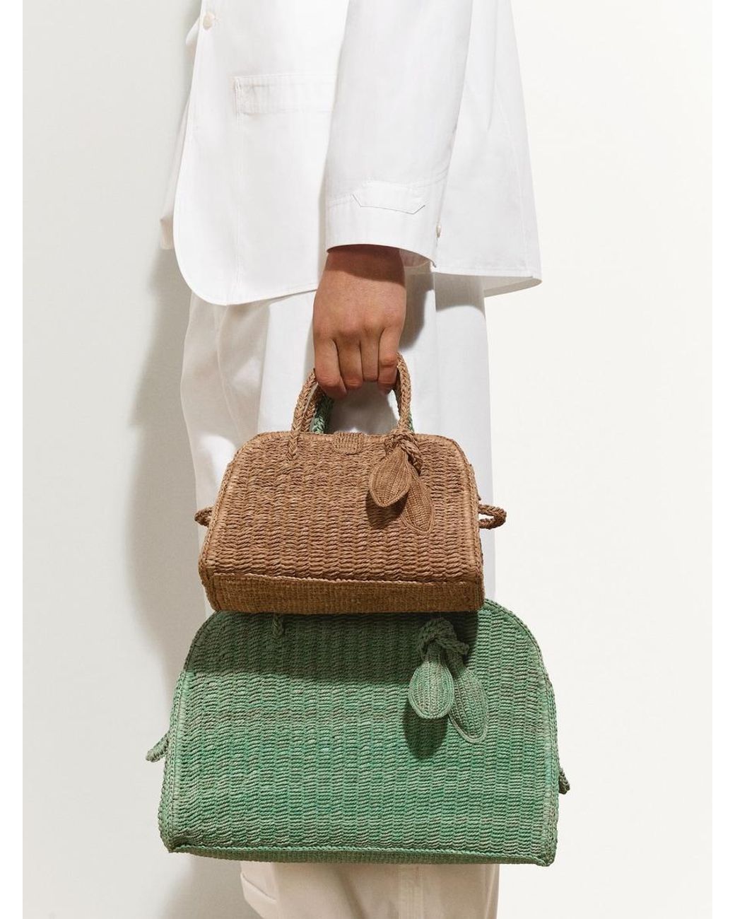 Jacquemus White Die Kleine Turismo Aus Raffiabast