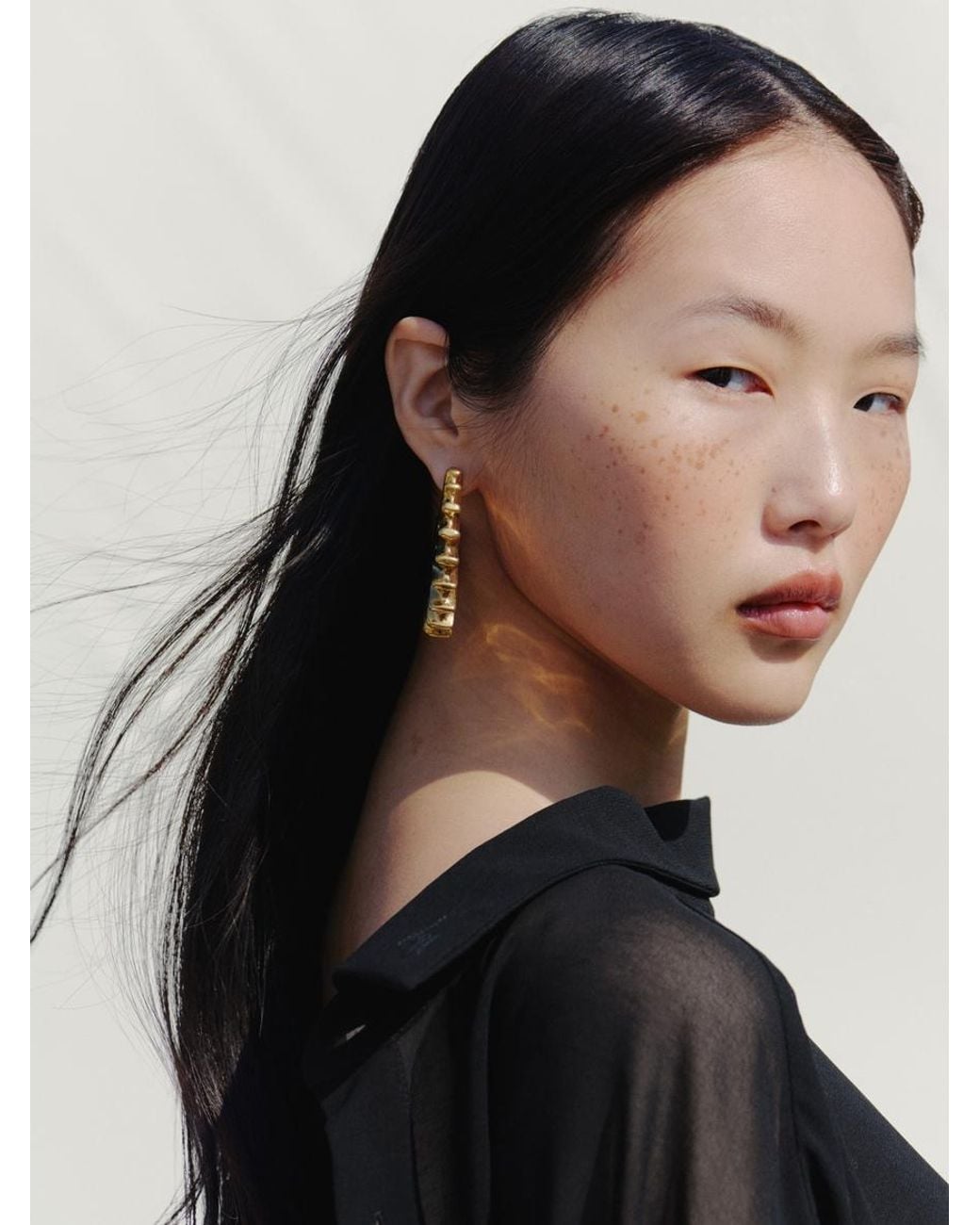 Jacquemus Metallic The Hippocampe Hoop Earrings