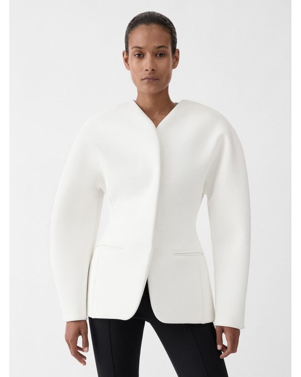 Jacquemus White The Ovalo Jacket