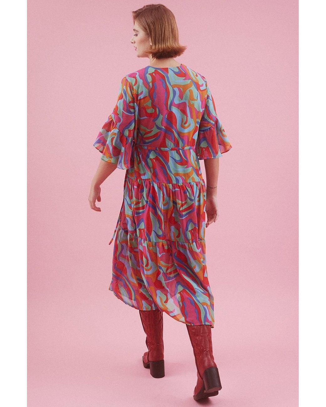 Jayley Pink Abstract Midi Dress With Flutter Sleeves