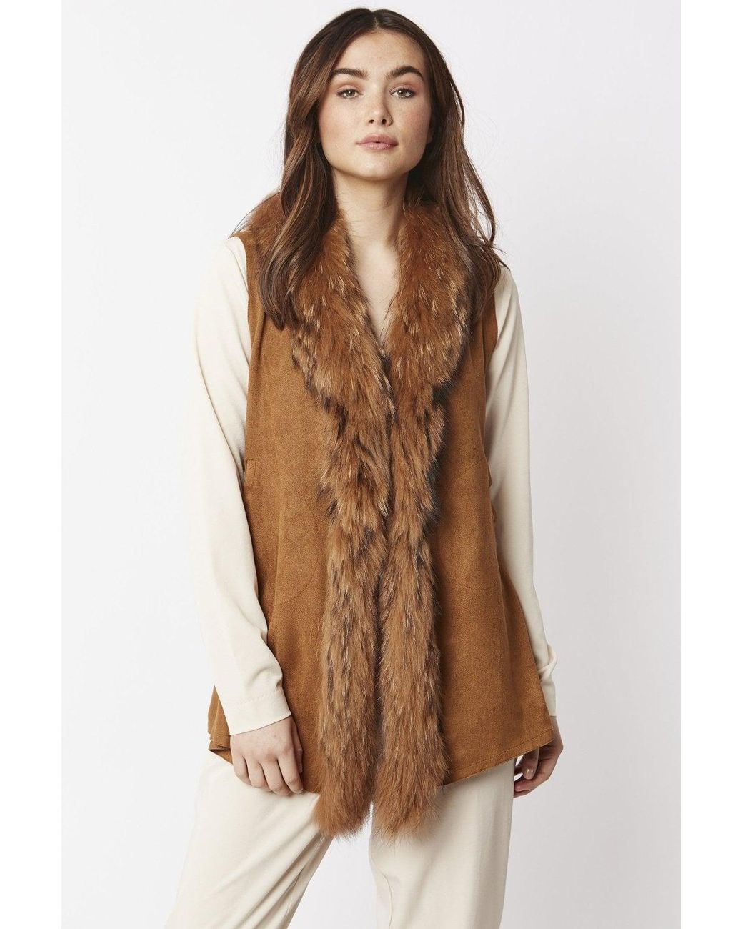 Jayley White Faux Suede And Fox Fur Gilet Size: M (Uk 12)