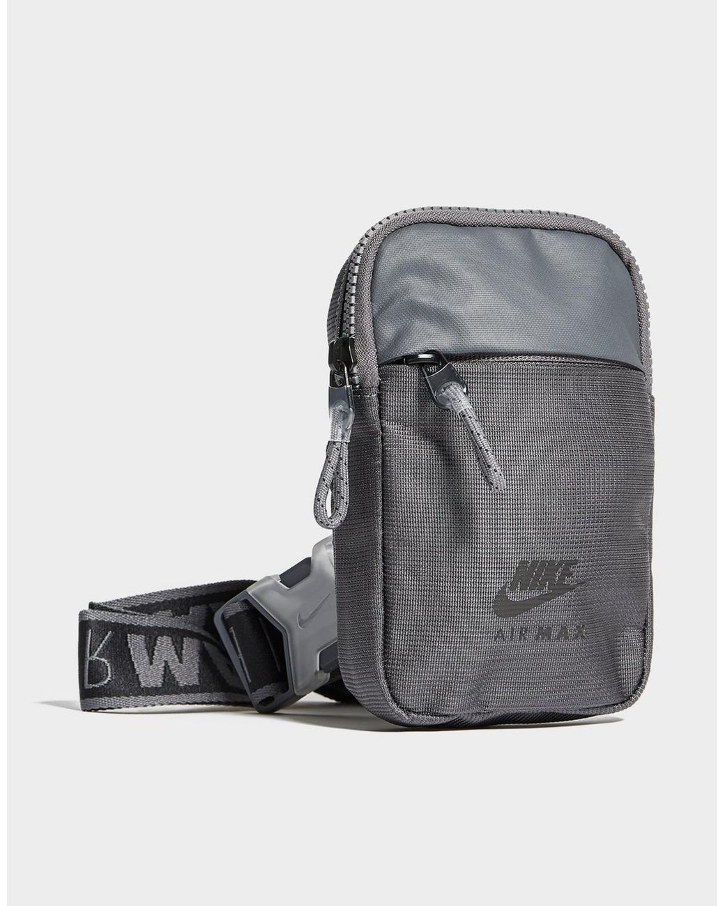 nike essential air max hip pack