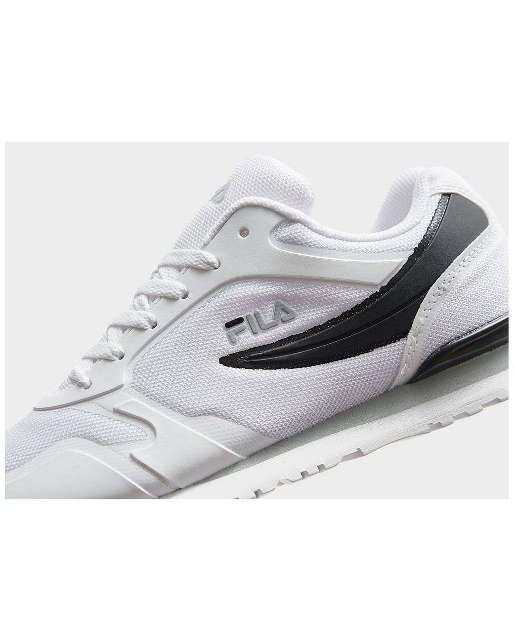 Fila forerunner white deals