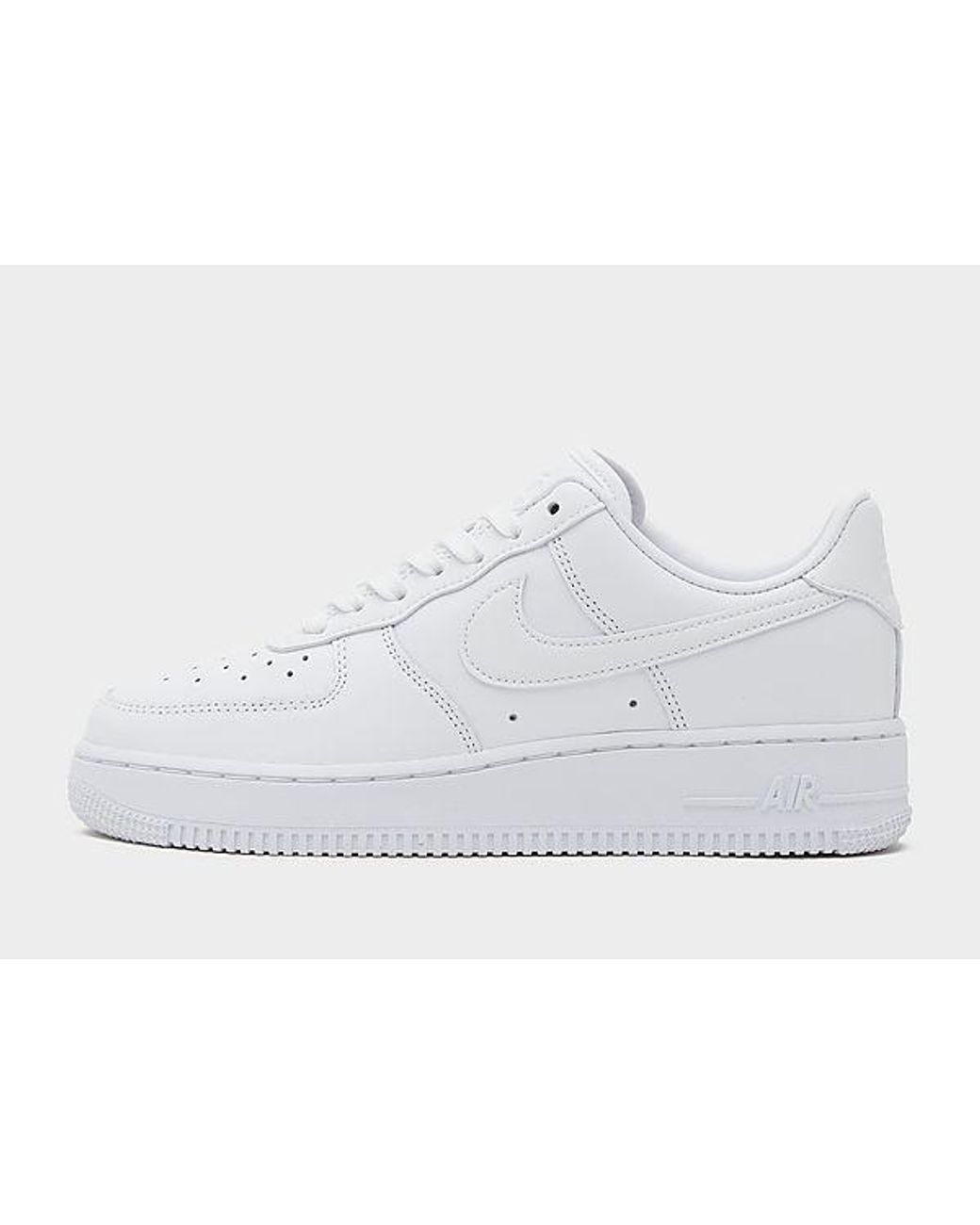 Nike Air Force 1 07 in Black Lyst UK