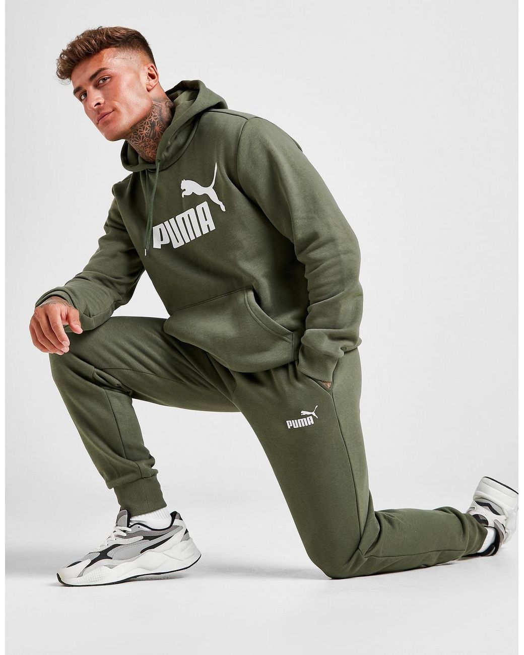 green puma sweatpants