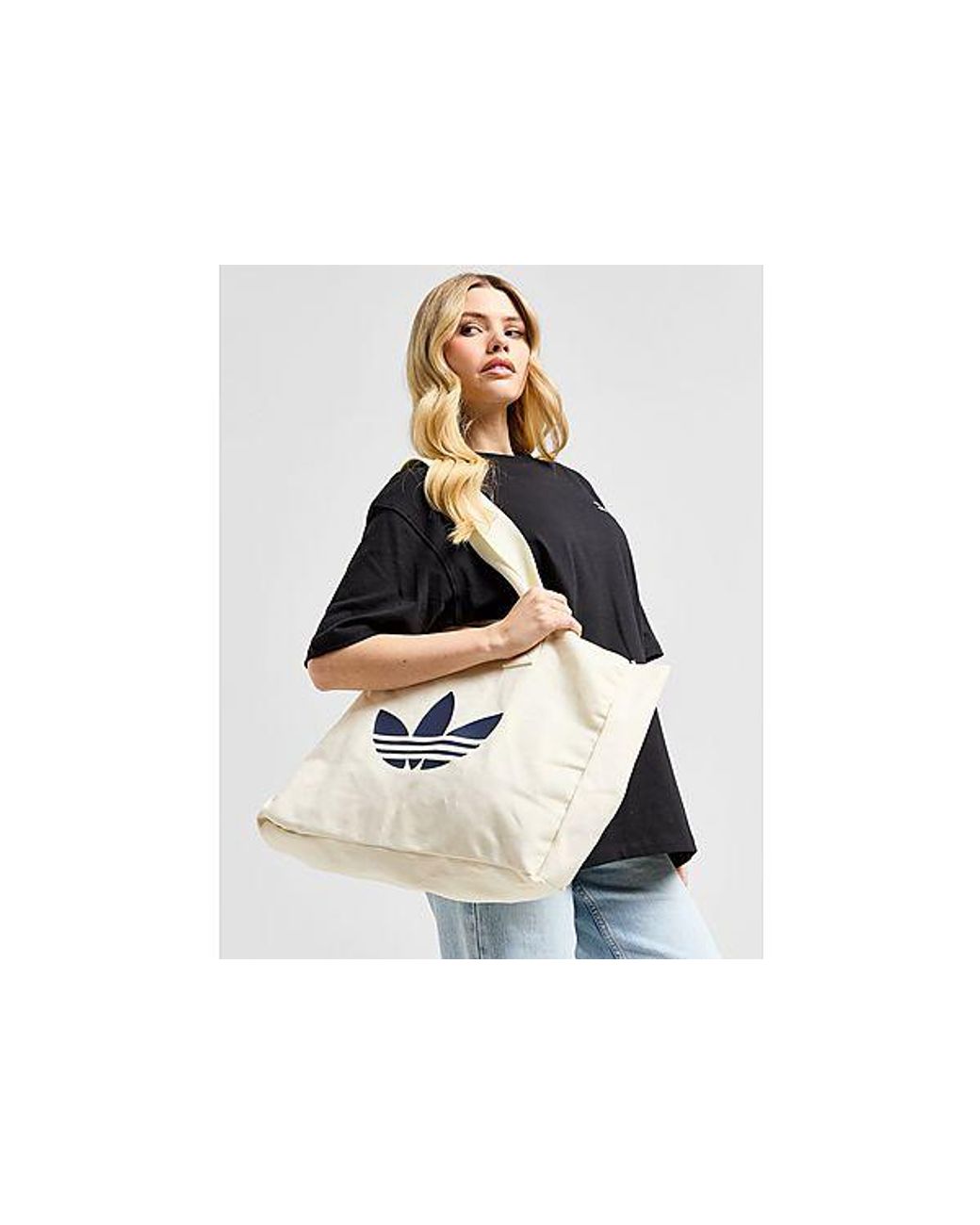 【adidas】Originals Graphic Tote Bag（送料込み） White adidas Originals Graphic Tote Bag - JD Sports Global