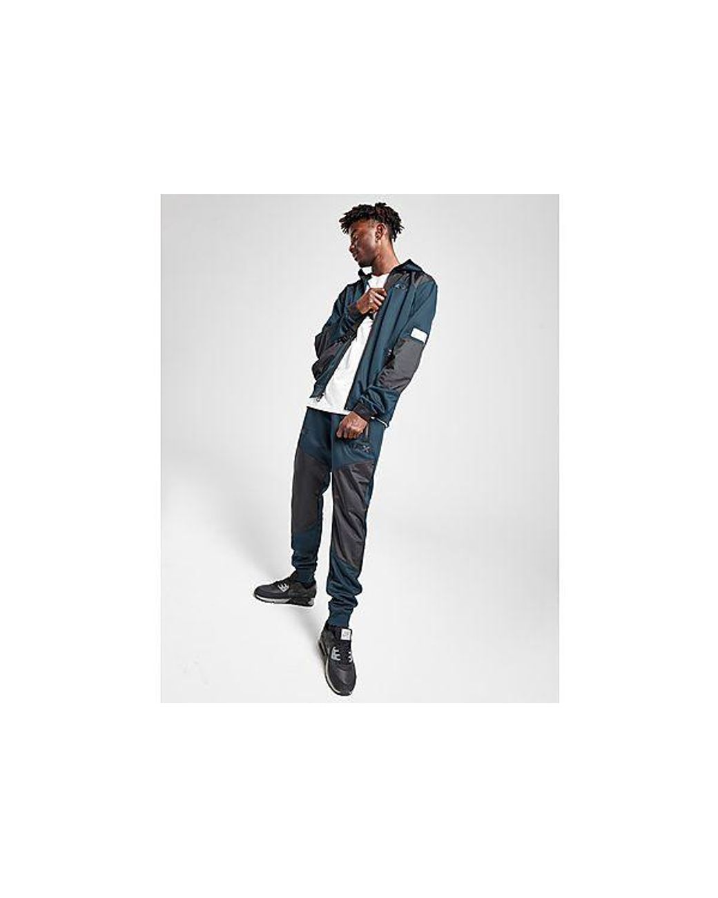 Nike Air Max Sportswear Track Pants in Black for Men Lyst UK