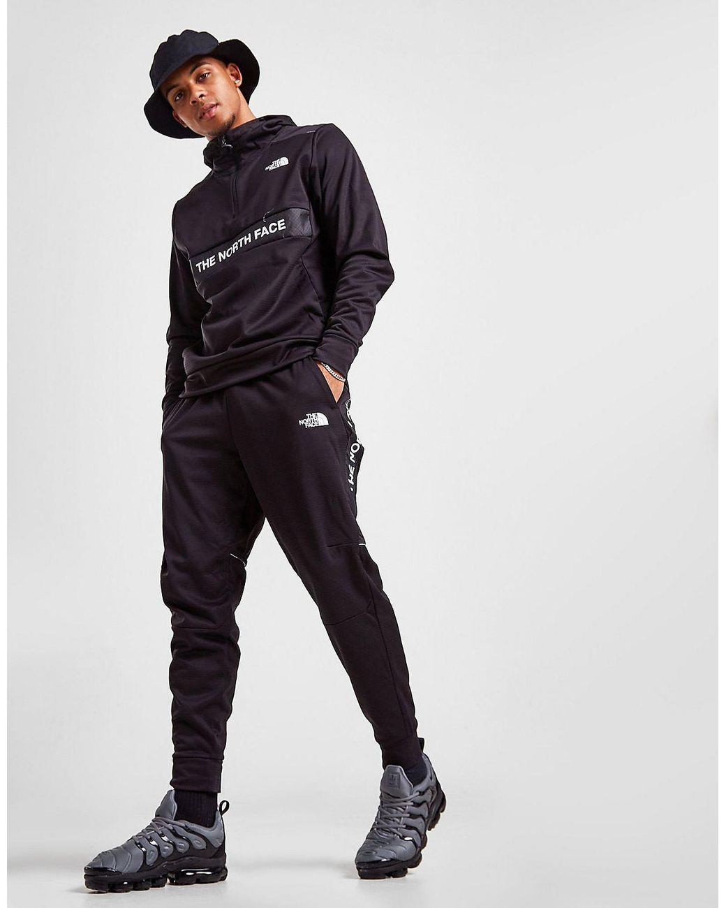 The North Face Train N Logo Track Pants in Black for Men | Lyst UK