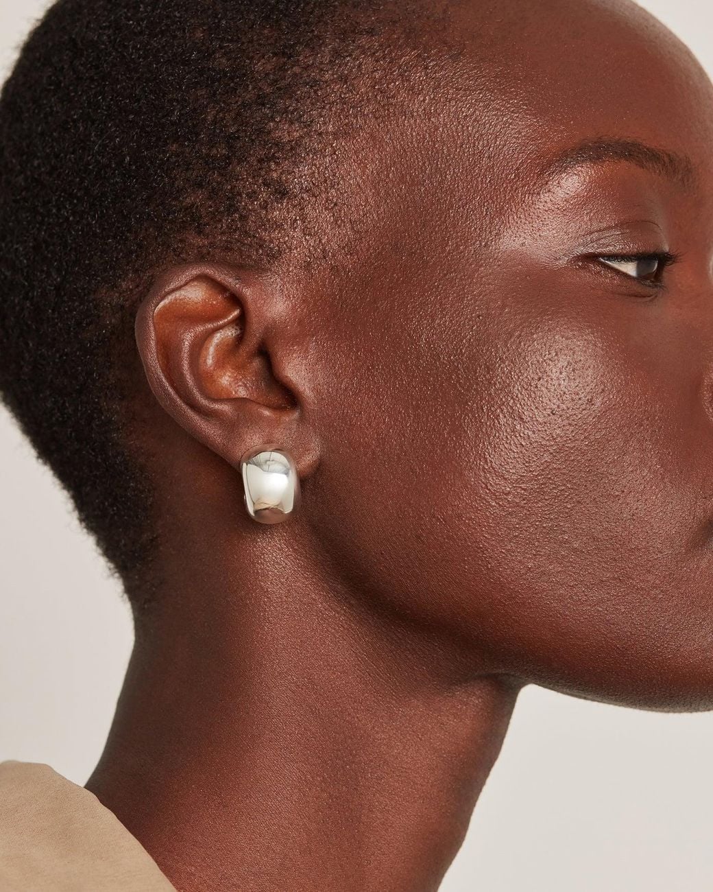 Jenny Bird Natural Small Gemma Hoop Earrings