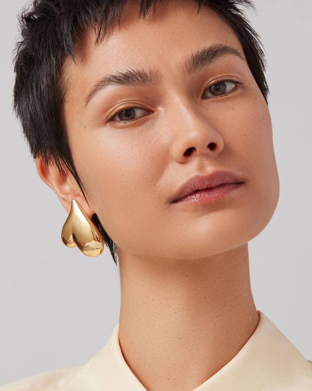 Jenny Bird Natural Mega Art Heart Button Earrings
