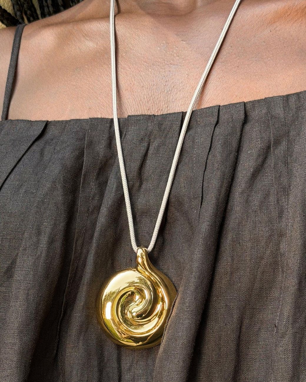Jenny Bird Gray Nico Mirror Pendant Rope Necklace