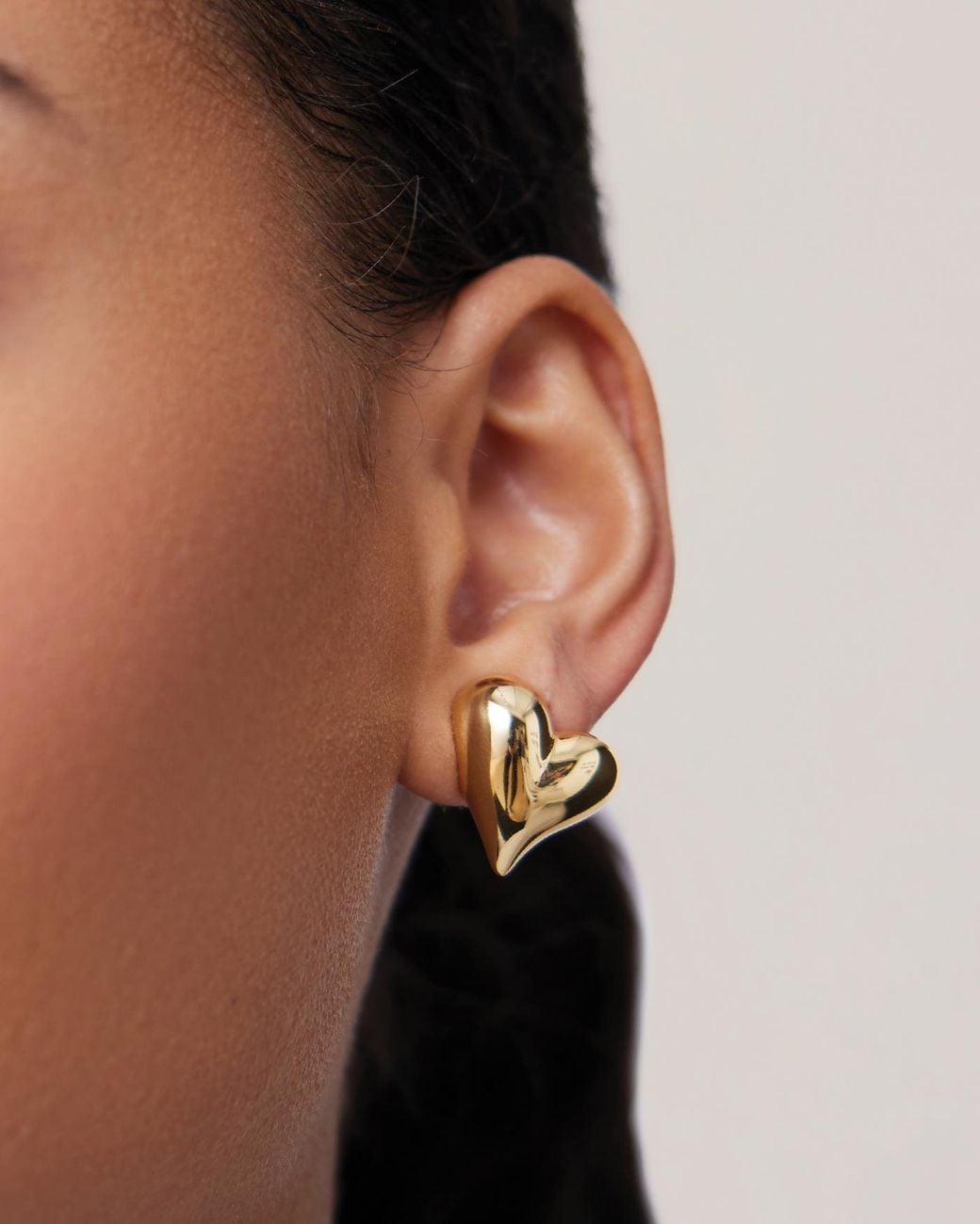 Jenny Bird Natural Art Heart Button Earrings