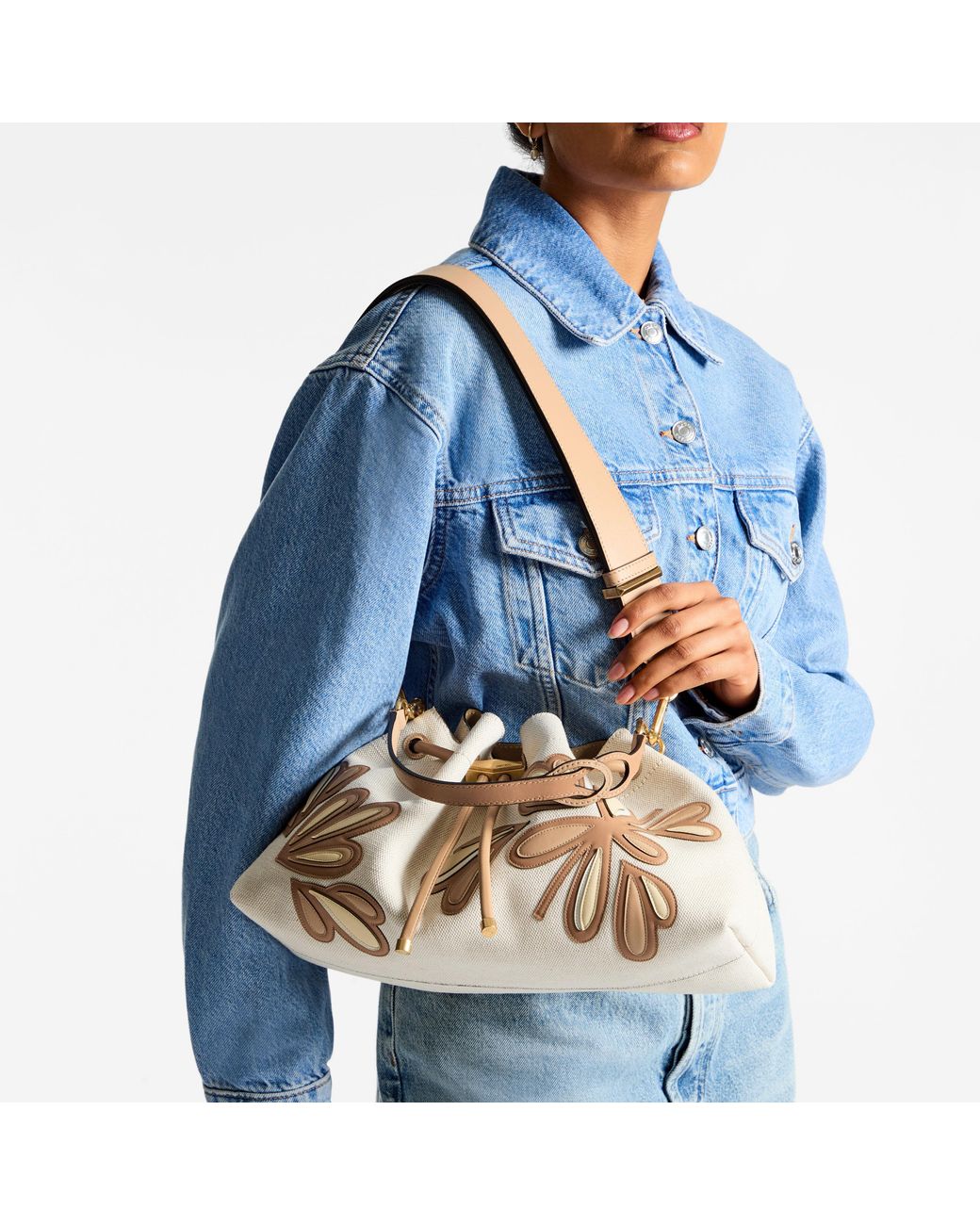 Jimmy Choo Natural Cinch Medium