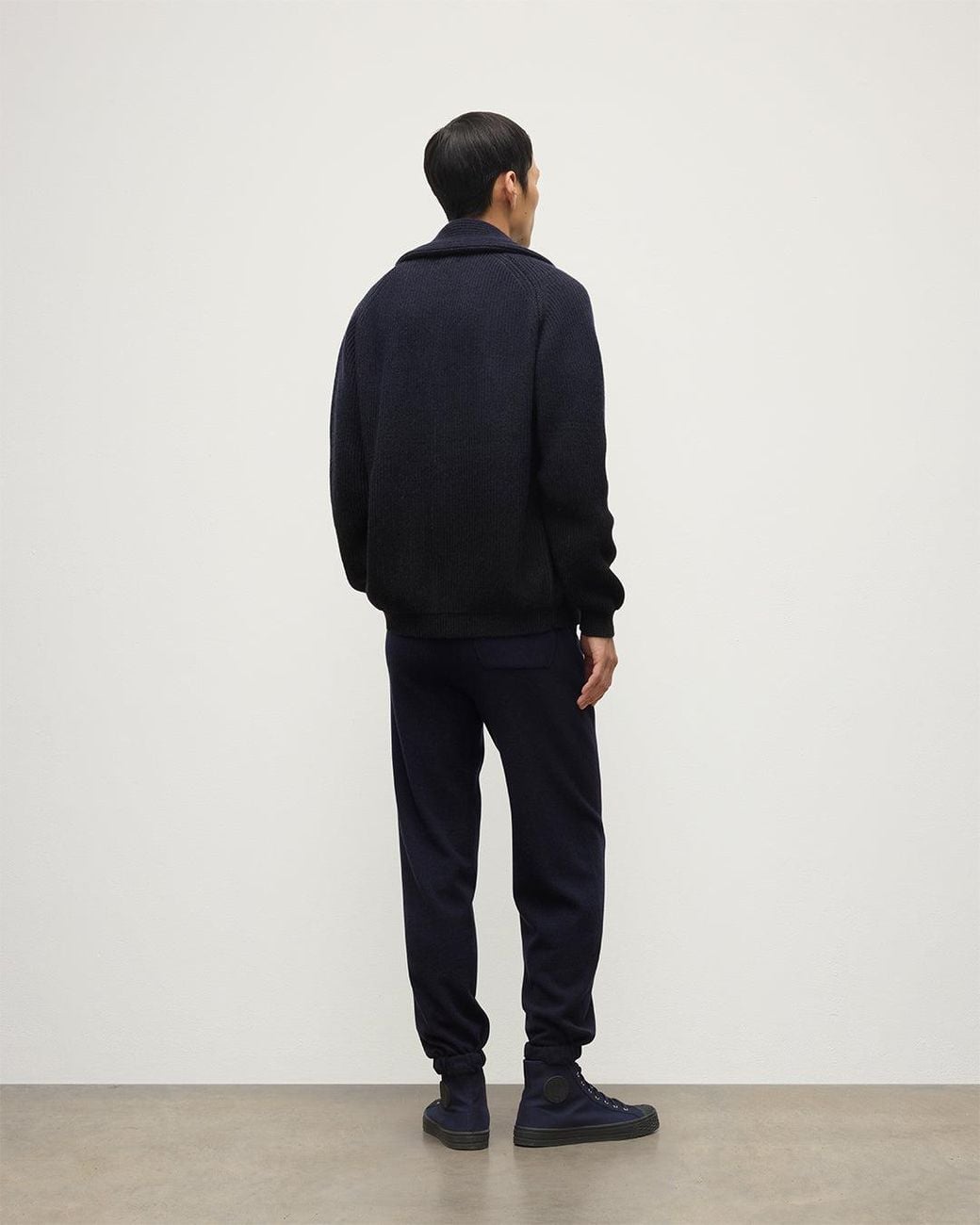 Johnstons Blue Kirk Dark Cashmere Sweatpants for men