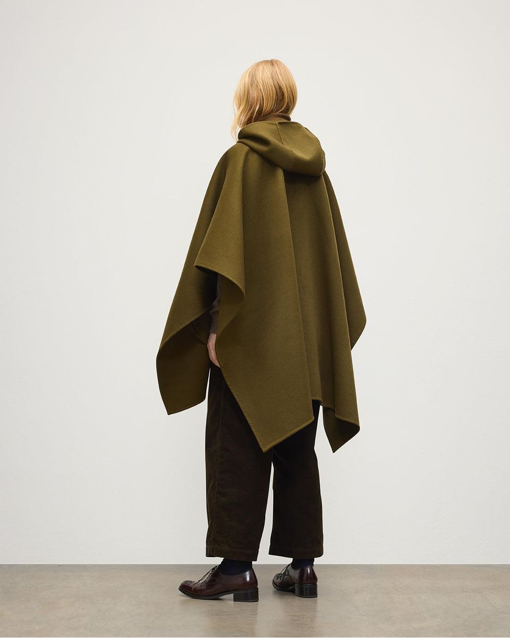 Johnstons Natural Hoolie Hooded Cashmere Cape