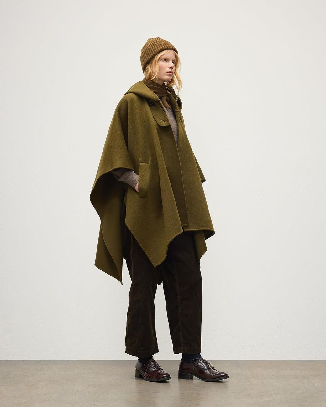 Johnstons Natural Hoolie Hooded Cashmere Cape