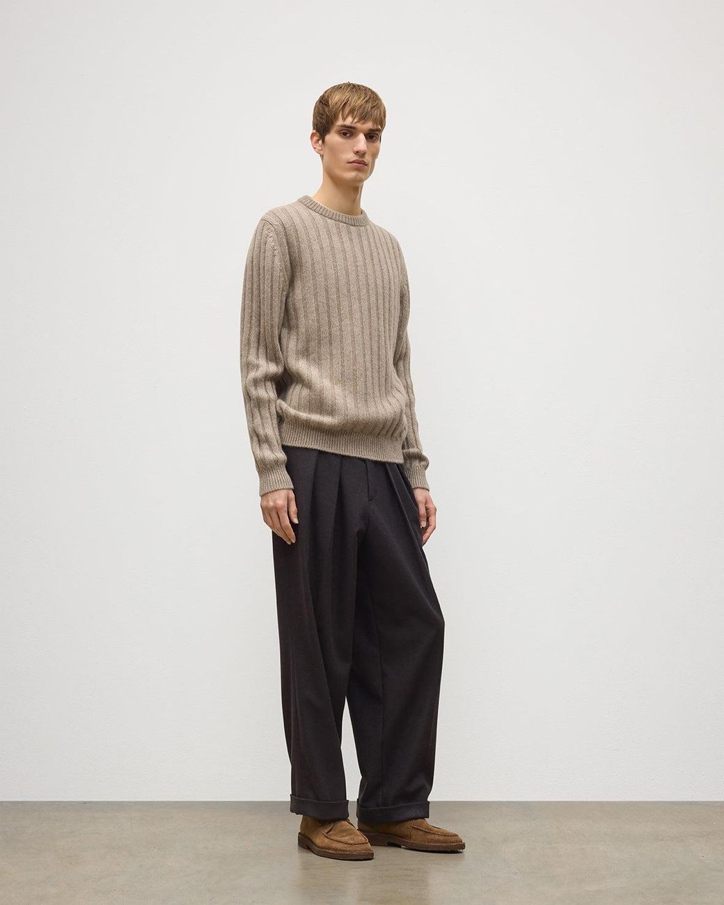 Johnstons White Peel Light Cashmere Jumper for men