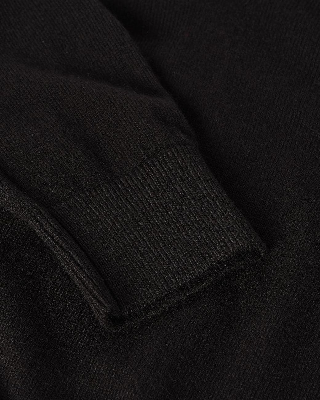Johnstons Blue Classic Cashmere V Neck Jumper