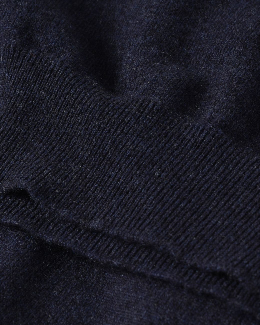 Johnstons Blue Lunan Classic Crew Neck Cashmere Jumper