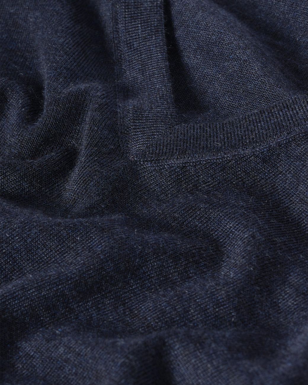 Johnstons Blue Fin V Neck Superfine Cashmere Jumper for men