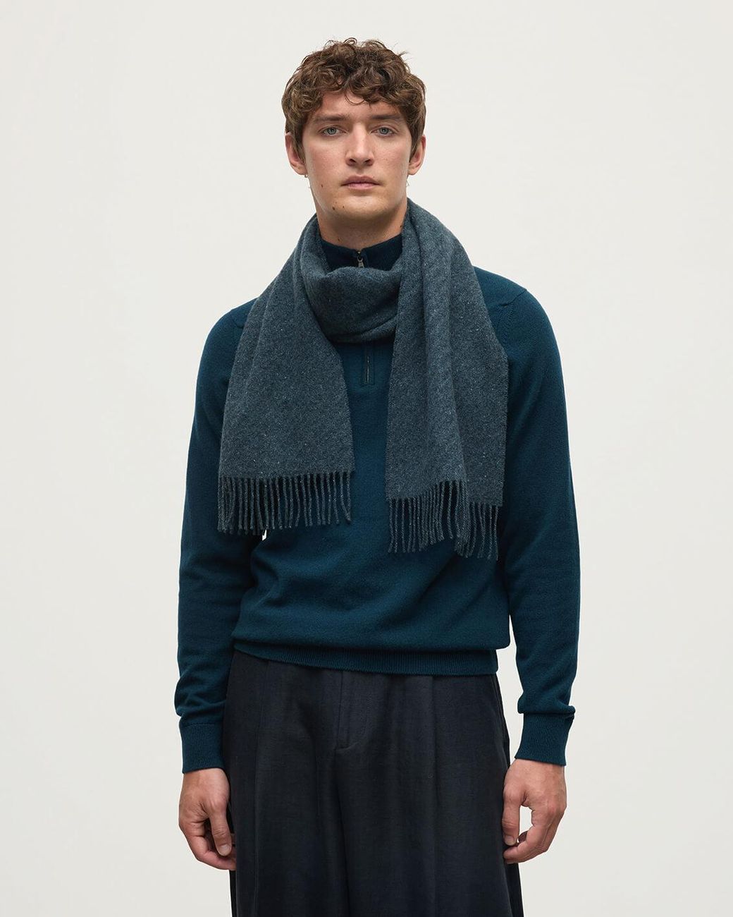 Johnstons Blue Lofty Twill Cashmere Scarf
