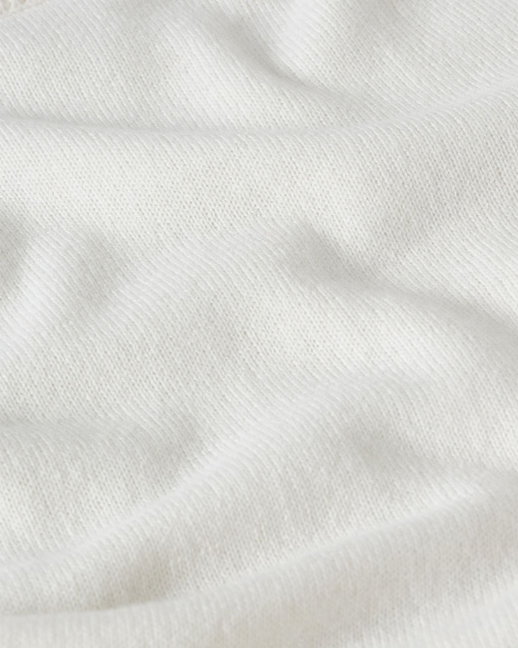 Johnstons White Rory Classic Cashmere Crew Jumper for men