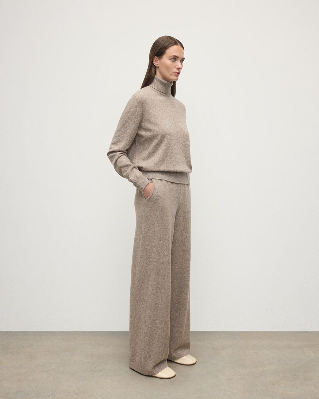 Johnstons Natural Wide Leg Cashmere Trousers