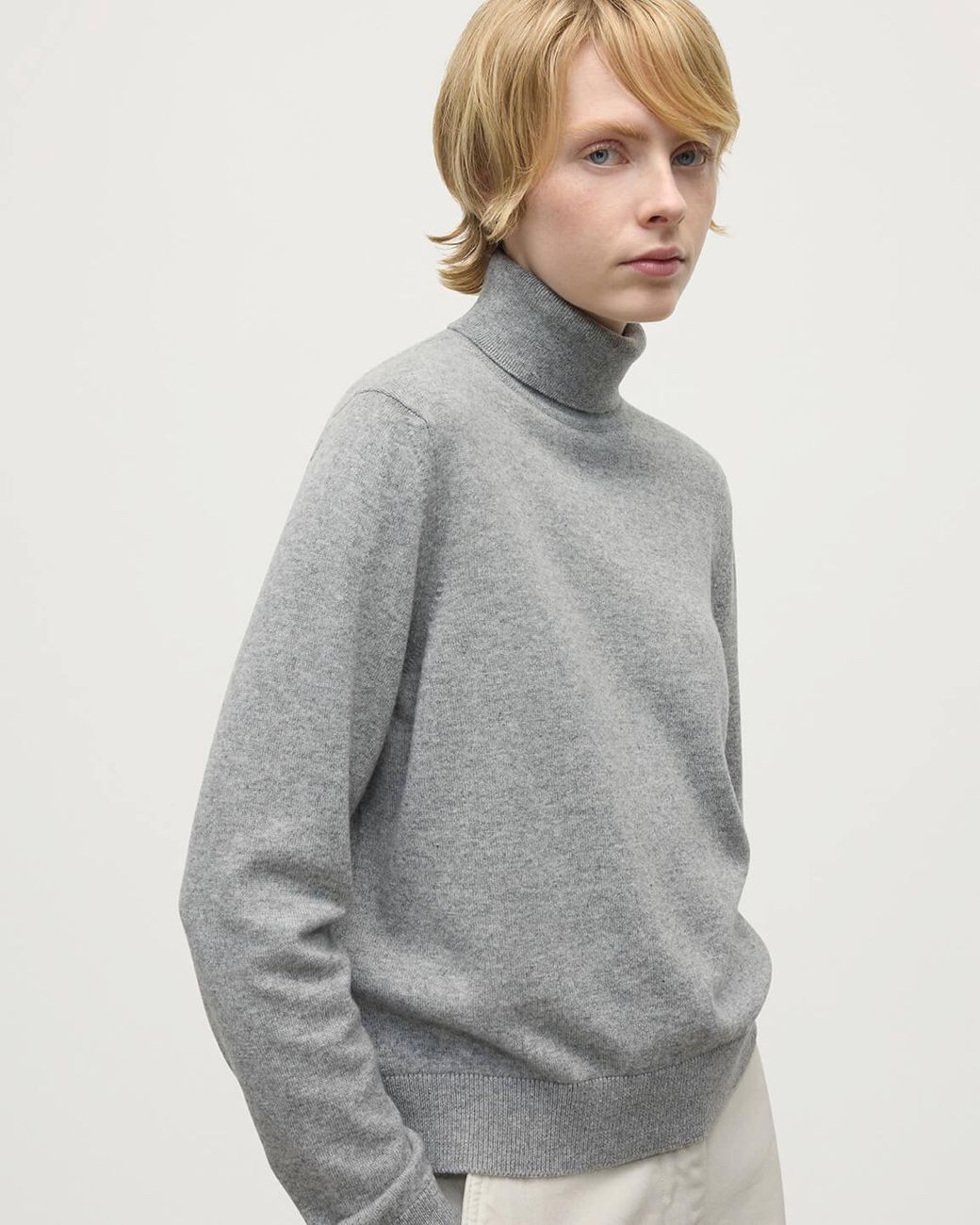 Johnstons Gray Cashmere Light Roll Neck Jumper