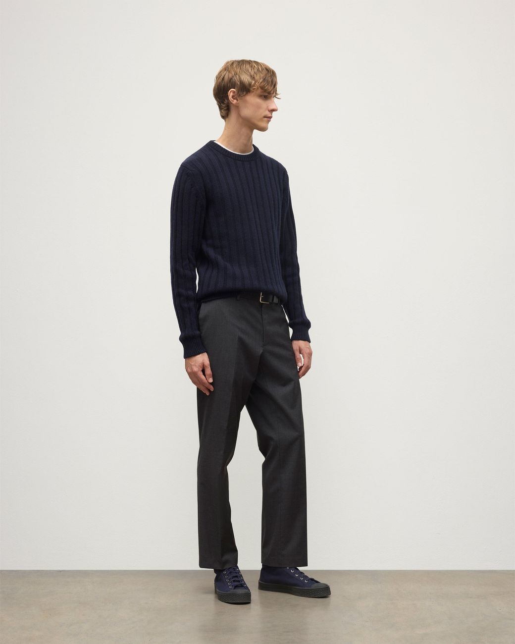 Johnstons Blue Peel Dark Cashmere Jumper for men