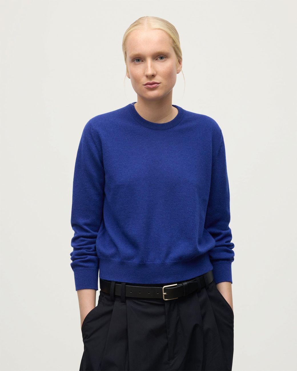 Johnstons Blue Lunan Classic Cashmere Crew Jumper