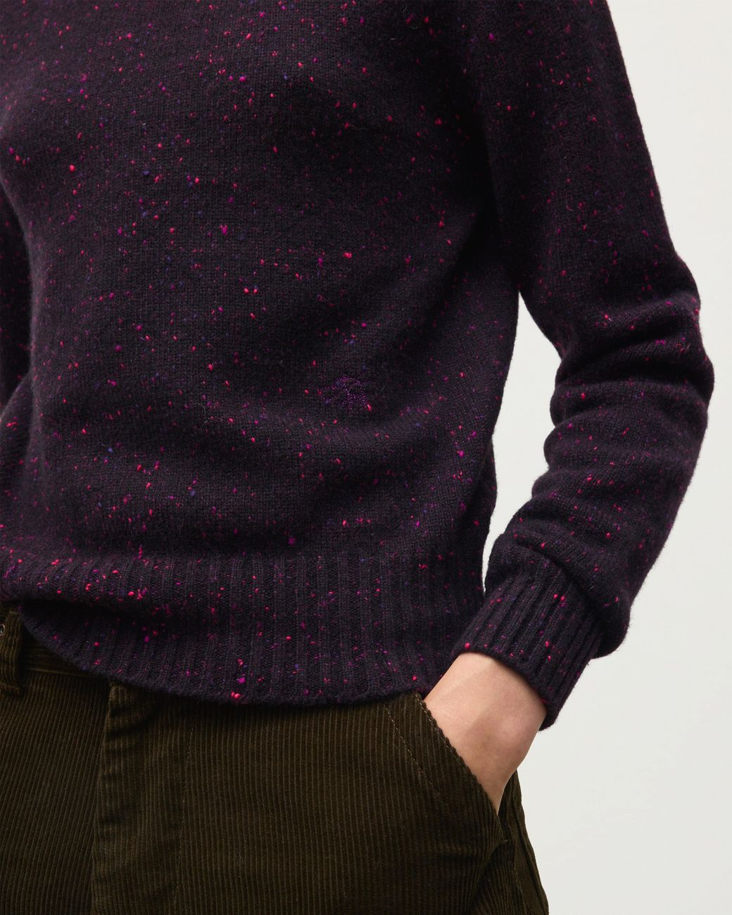 Johnstons Black Cairn Donegal Cashmere Jumper
