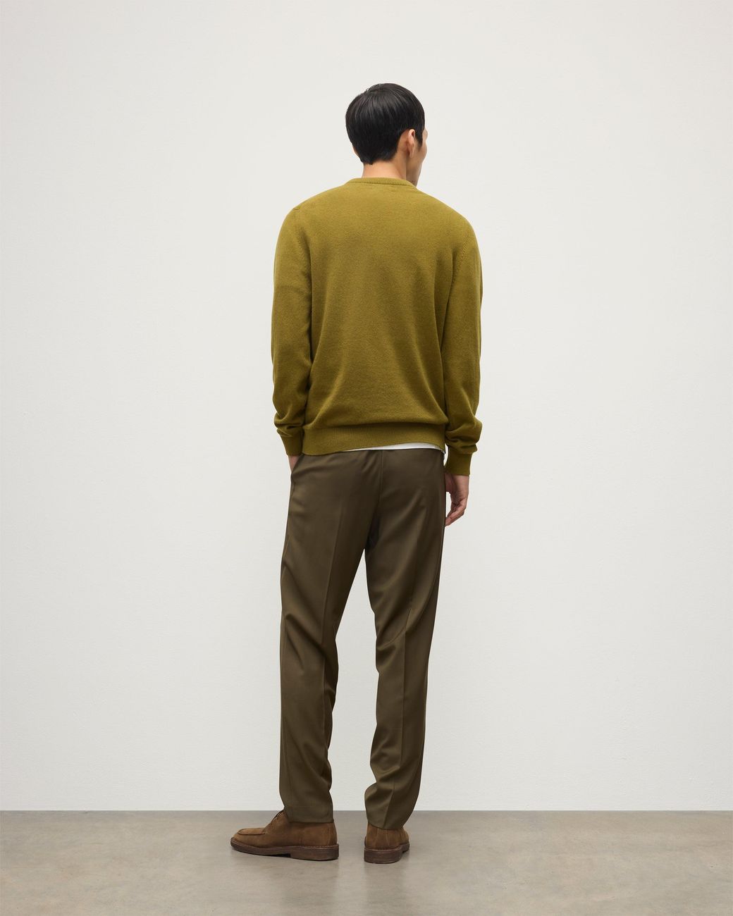 Johnstons Green Rory Classic Cashmere Crew Jumper for men