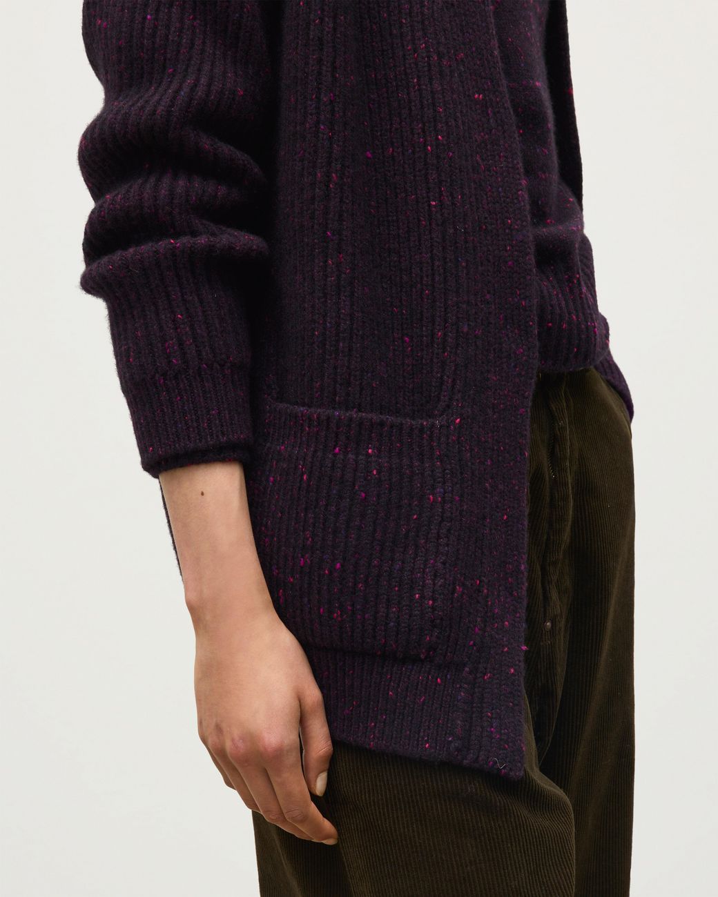 Johnstons Black Norah Ribbed Donegal Cashmere Cardigan