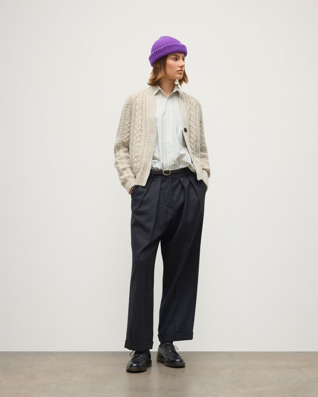Johnstons Natural Mabel Aran Cable Cashmere Cardigan