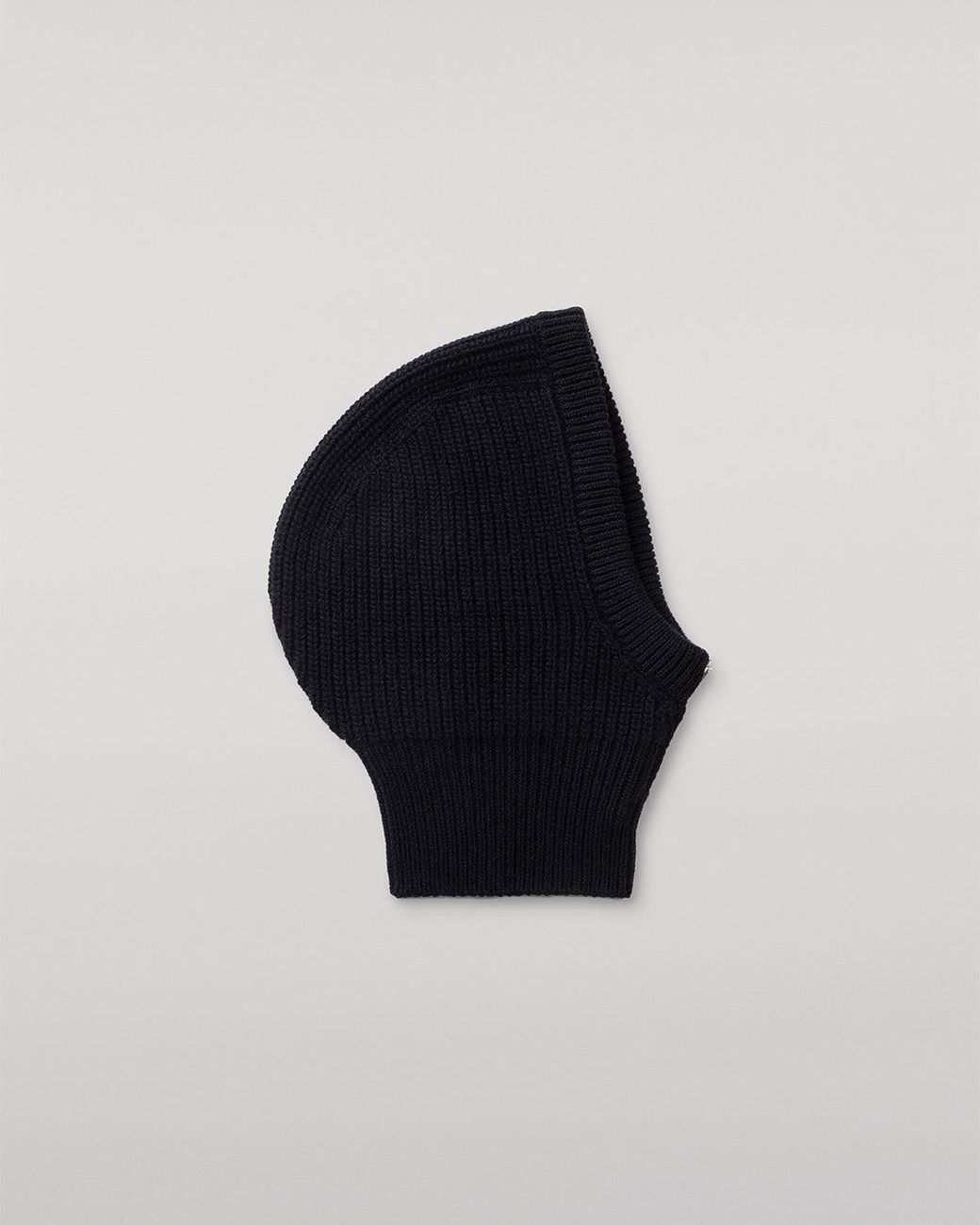 Johnstons Black Nevis Cashmere Hood