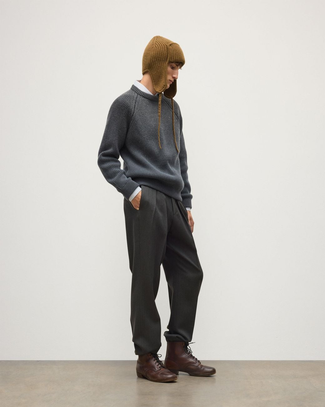 Johnstons Black Pioneer Ombre Cashmere Jumper for men