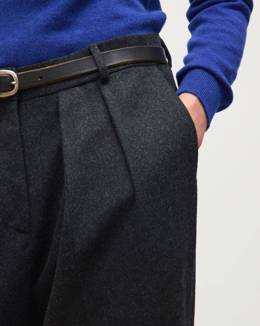 Johnstons Black Macara Charcoal Pleated Trousers