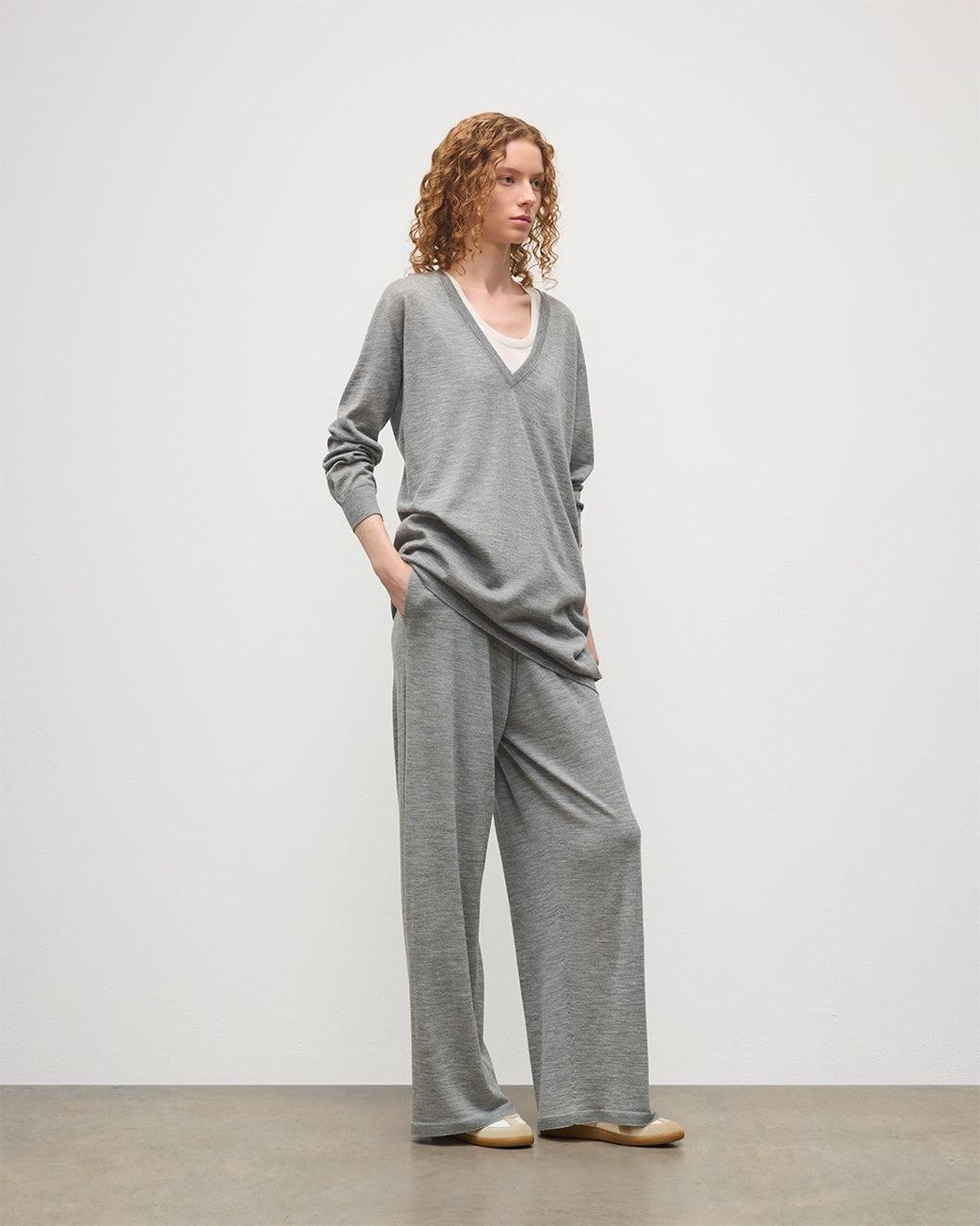 Johnstons Gray Elise Long Superfine Cashmere Jumper